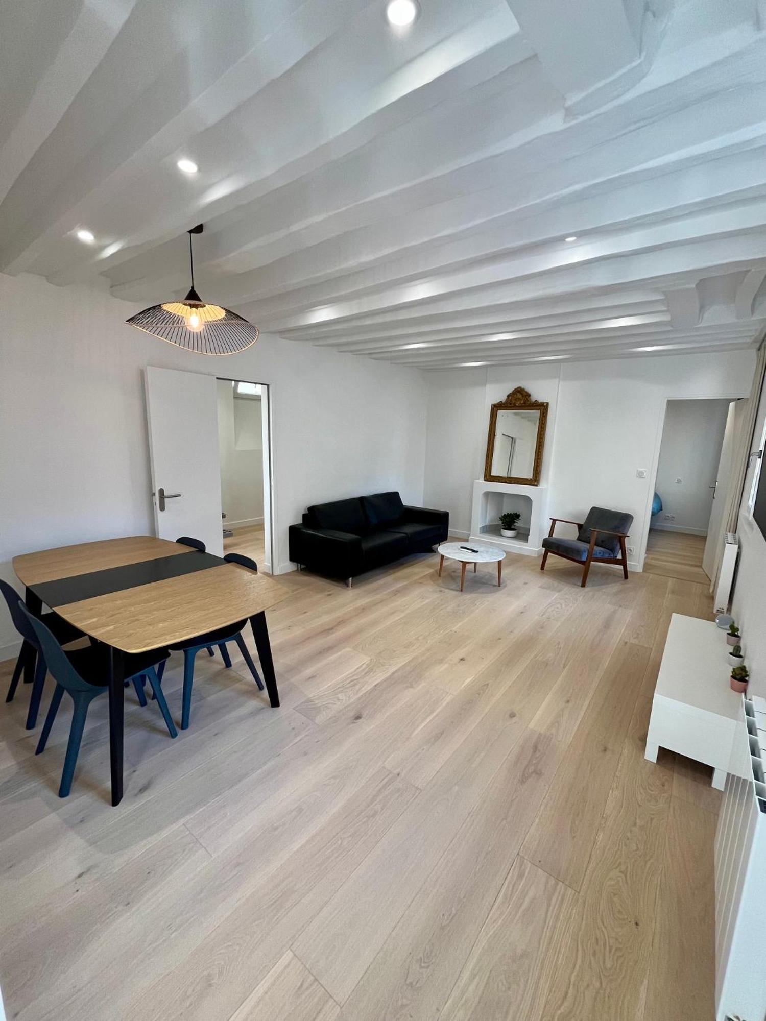 Au Coeur De Pres Du Louvre Apartment *