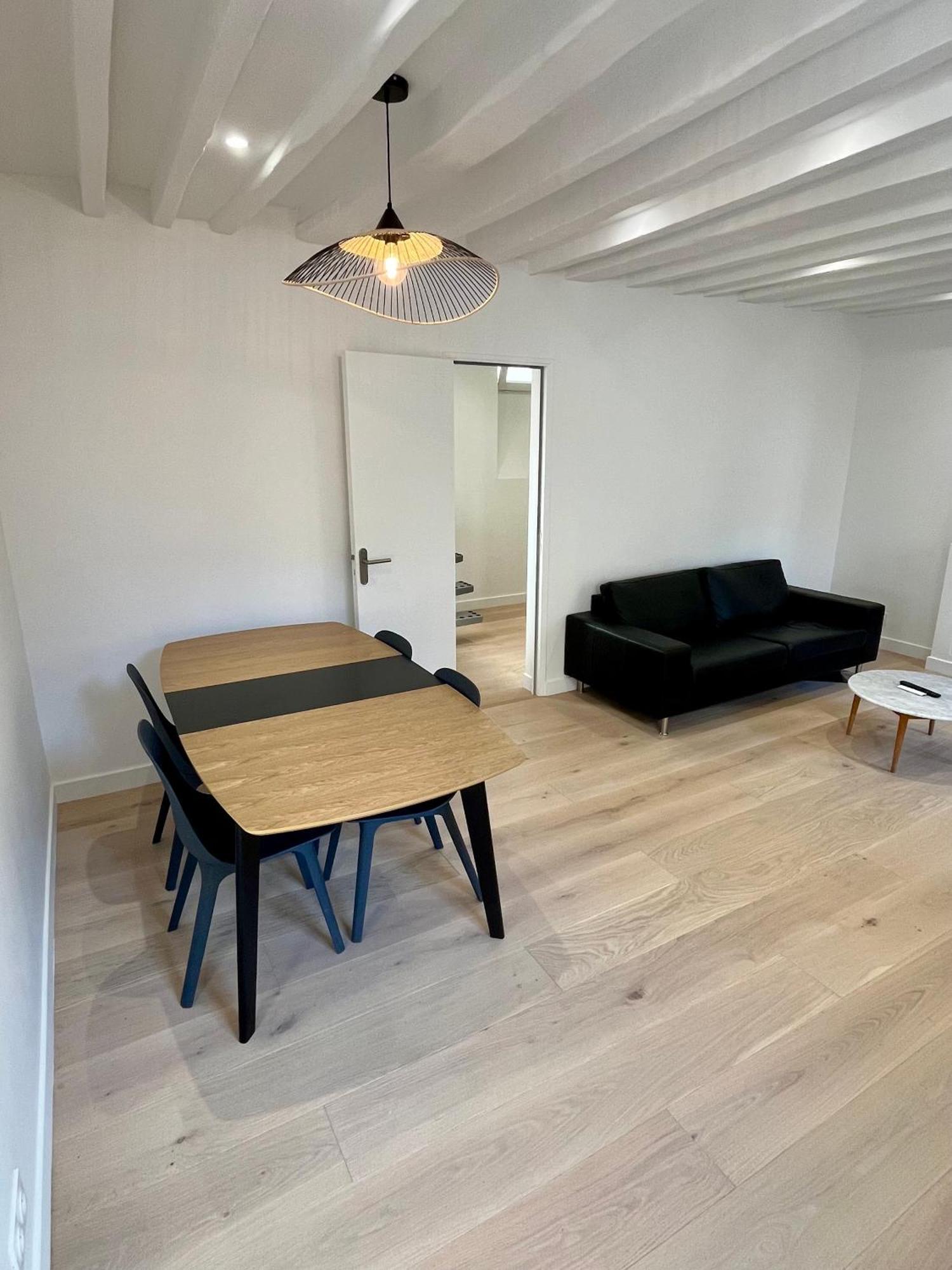 Au Coeur De Pres Du Louvre Apartment Paris